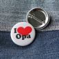 Preview: Ansteckbutton I love Opa auf Jeans mit Rückseite