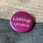 Preview: Ansteckbutton Lieblingsuroma auf Jeans